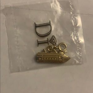 Cruise ship charm